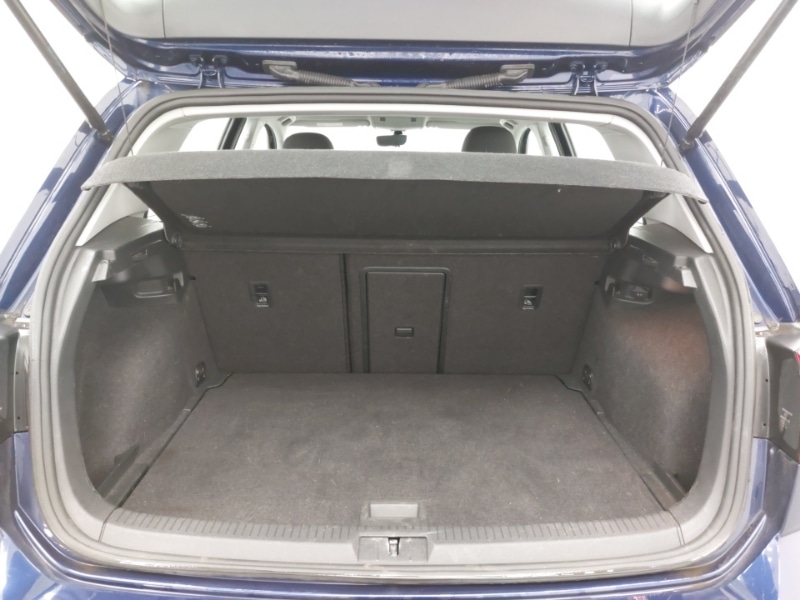 Used Volkswagen Golf 2018 for sale - 76450929: Photo 8