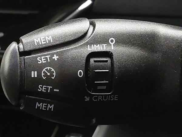 Used Peugeot 208 2021 for sale - 76208142: Photo 15