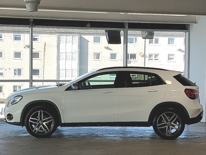 Used Mercedes-Benz GLA 2019 for sale - 77947689: Photo 4