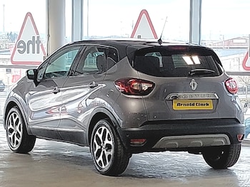 Used Renault Captur 2019 for sale - 77623450: Photo
