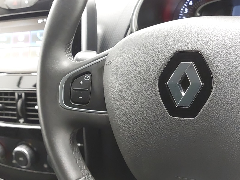 Used Renault Clio 2019 for sale - 76052925: Photo 11
