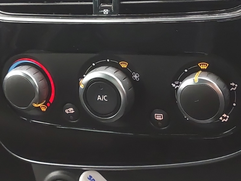 Used Renault Clio 2019 for sale - 76052925: Photo 16