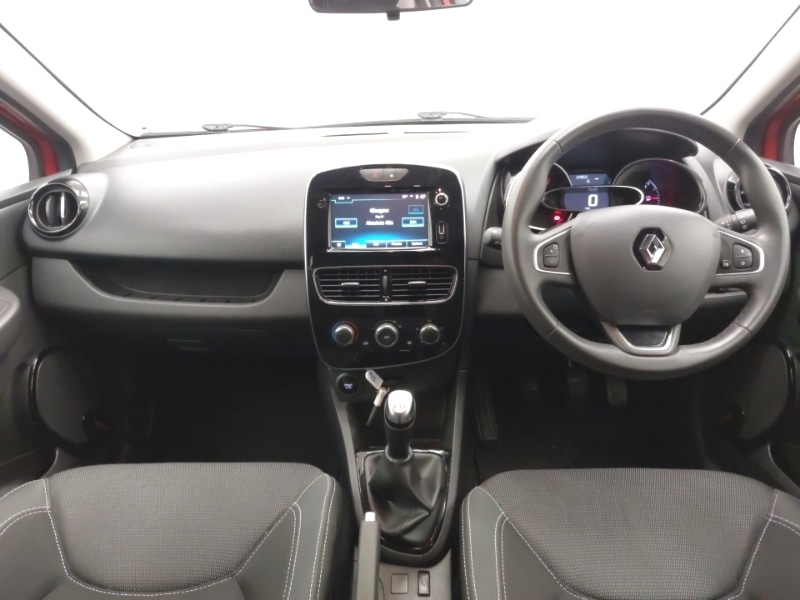 Used Renault Clio 2019 for sale - 76052925: Photo 2