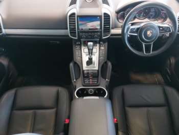 Used Porsche Cayenne 2015 for sale - 74744507: Photo