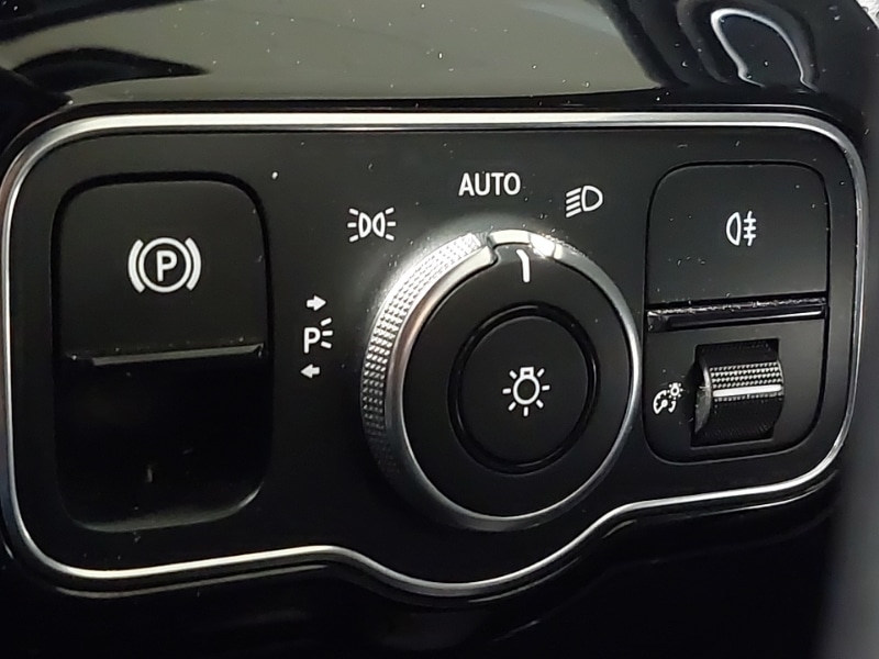 Used Mercedes-Benz A-Class 2019 for sale - 76713476: Photo 18