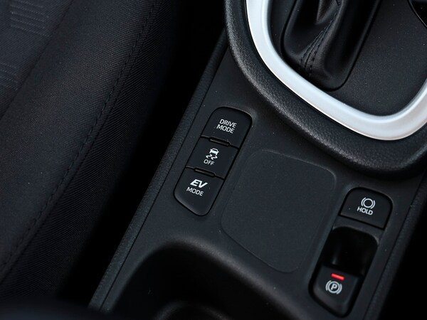 Used Mazda Mazda2 HYBRID 2025 for sale - 75204869: Photo 17