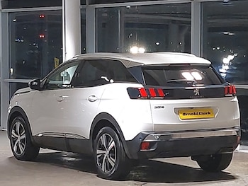 Used Peugeot 3008 2018 for sale - 76771311: Photo