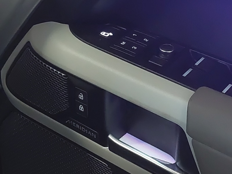 Used Land Rover Defender 2020 for sale - 77530964: Photo 19