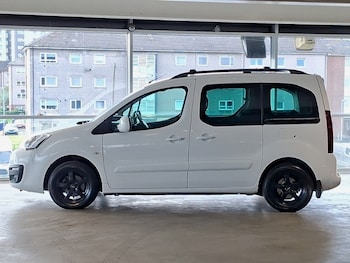 Used Peugeot Partner Tepee 2016 for sale - 79513657: Photo