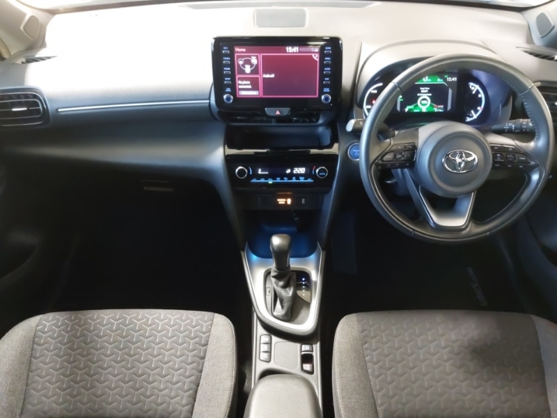 Used Toyota Yaris Cross 2022 for sale - 76987366: Photo 2