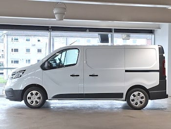 Used Renault Trafic 2024 for sale - 79368372: Photo