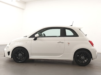 Used Abarth 595 2018 for sale - 77240980: Photo