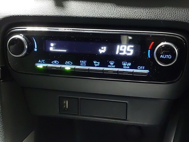 Used Toyota Yaris 2022 for sale - 76795432: Photo 14