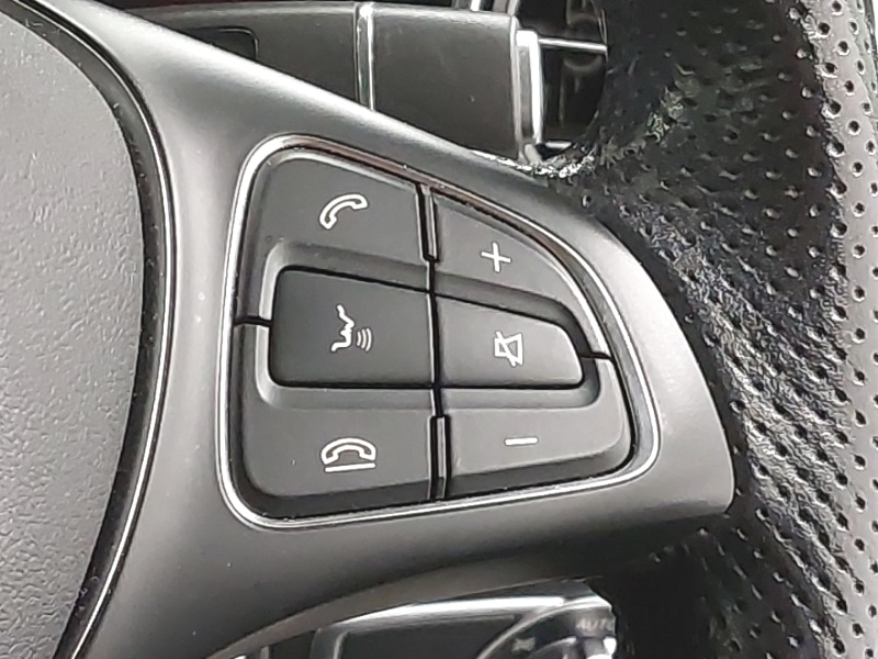 Used Mercedes-Benz GLC 2018 for sale - 76713481: Photo 14