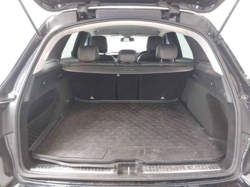 Used Mercedes-Benz GLC 2018 for sale - 76713481: Photo 8