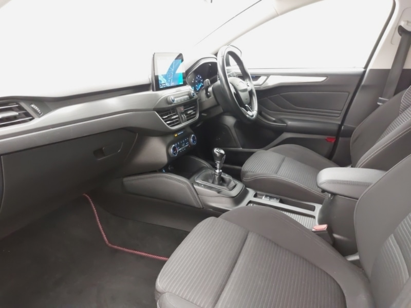 Used Ford Focus 2018 for sale - 77674399: Photo 5