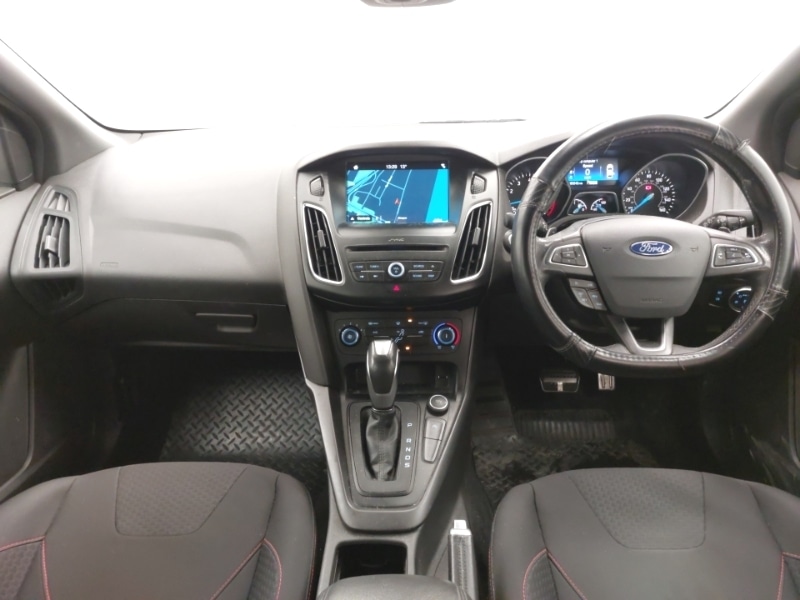 Used Ford Focus 2017 for sale - 76393168: Photo 2