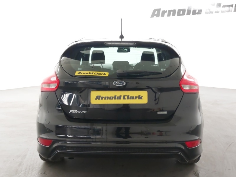 Used Ford Focus 2017 for sale - 76393168: Photo 8