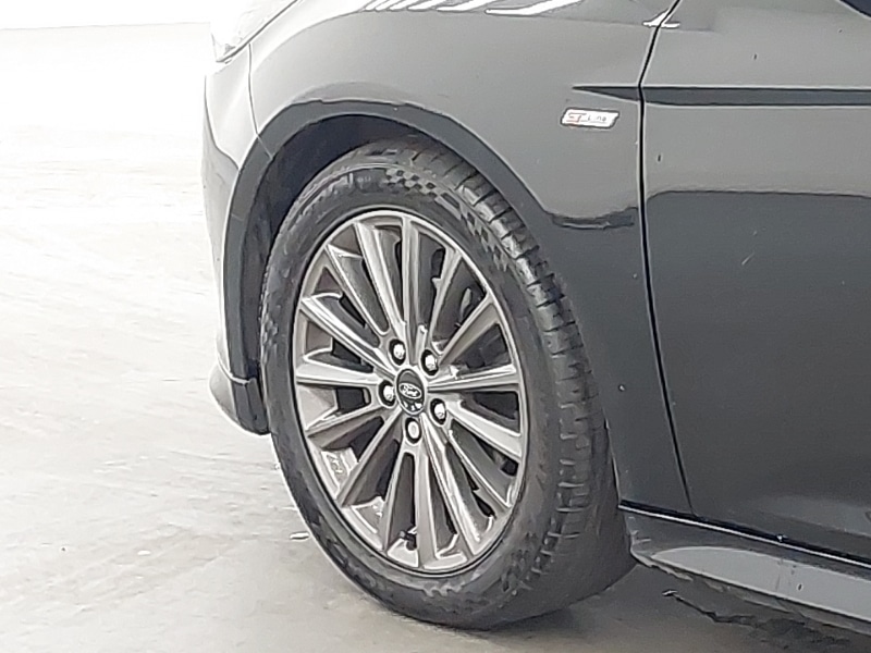 Used Ford Focus 2017 for sale - 76393168: Photo 9