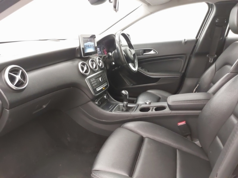 Used Mercedes-Benz A-Class 2017 for sale - 76543537: Photo 5