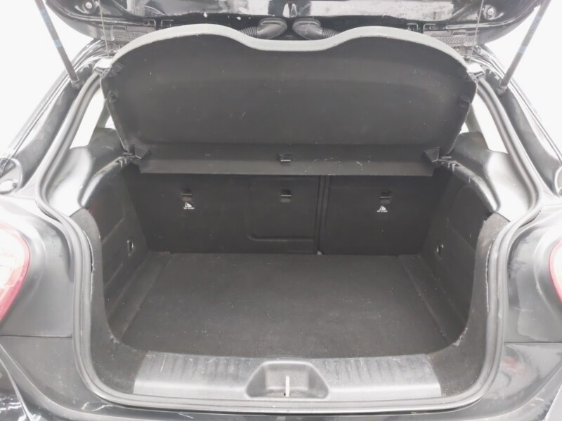 Used Mercedes-Benz A-Class 2017 for sale - 76543537: Photo 8