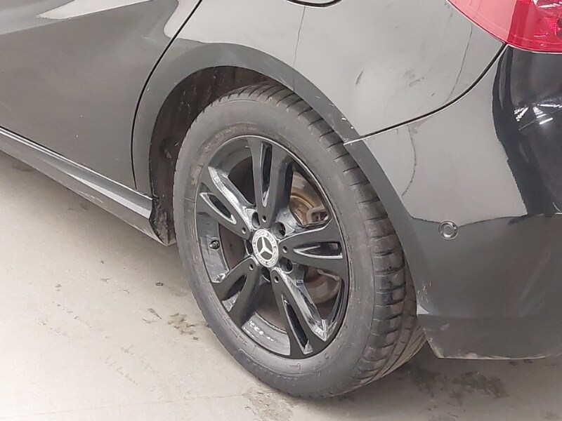 Used Mercedes-Benz A-Class 2017 for sale - 76543537: Photo 9