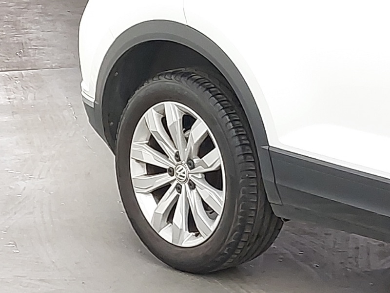 Used Volkswagen T-Roc 2018 for sale - 76683613: Photo 9