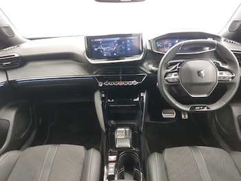 Used Peugeot 2008 2025 for sale - 79086908: Photo
