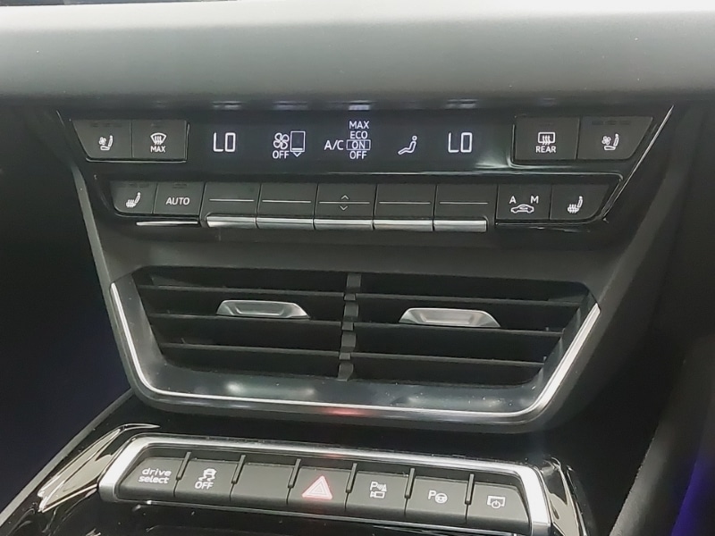 Used Audi e-tron GT 2023 for sale - 76365702: Photo 16