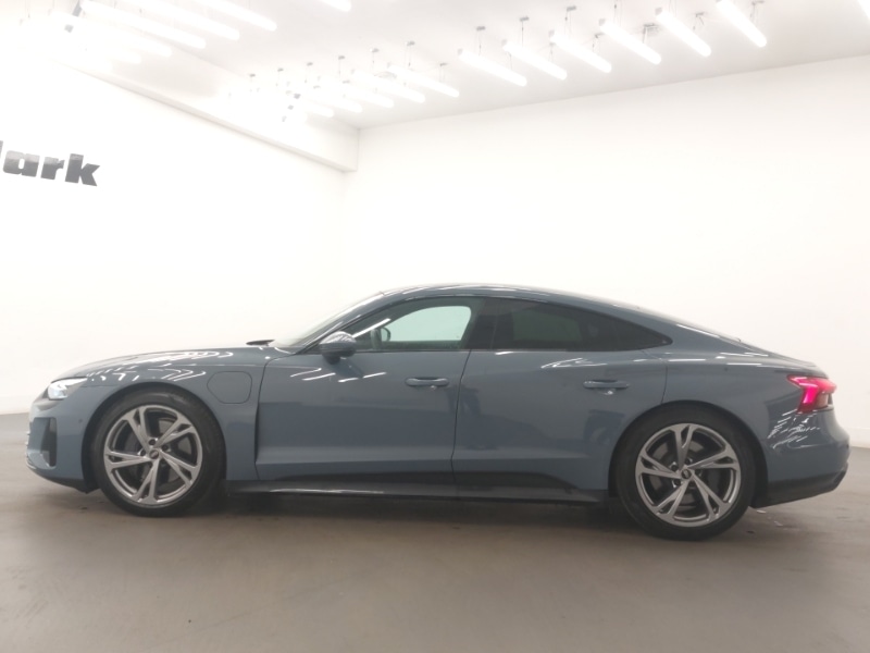 Used Audi e-tron GT 2023 for sale - 76365702: Photo 4