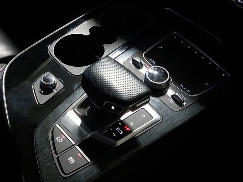 Used Audi Q7 2018 for sale - 77289945: Photo 15