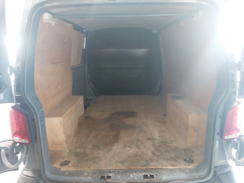 Used Volkswagen Transporter 2022 for sale - 77956621: Photo 8