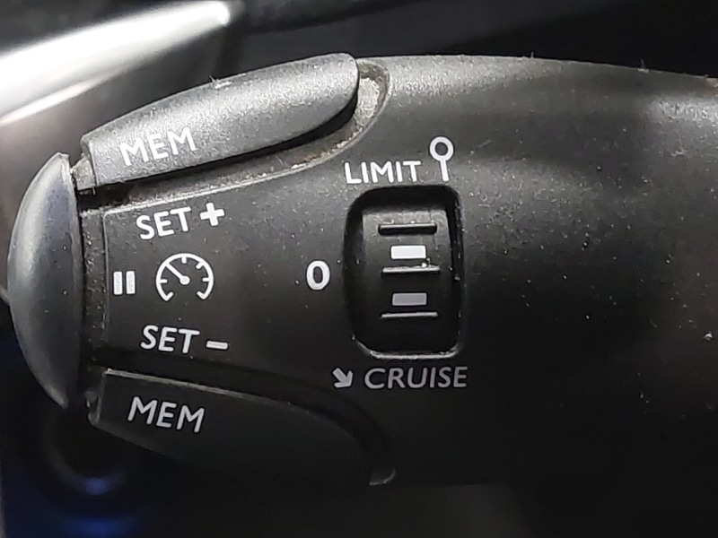 Used Peugeot 3008 2017 for sale - 76970345: Photo 14