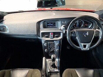 Used Volvo V40 2015 for sale - 78446728: Photo