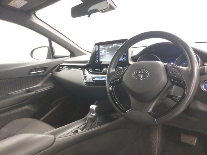 Used Toyota C-HR 2020 for sale - 77815432: Photo 19