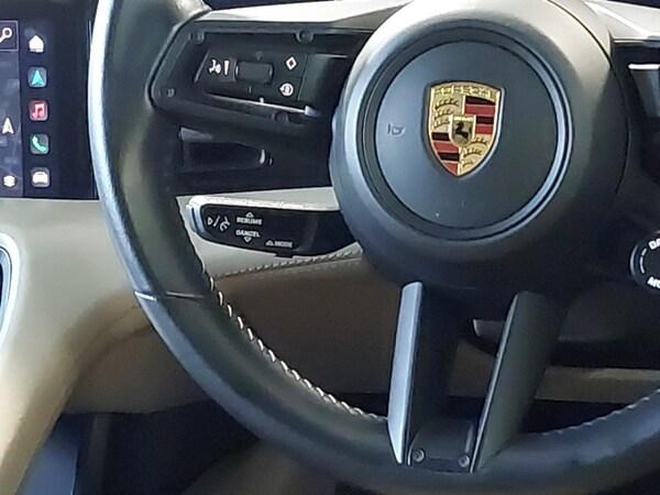 Used Porsche Taycan 2022 for sale - 76129888: Photo 10