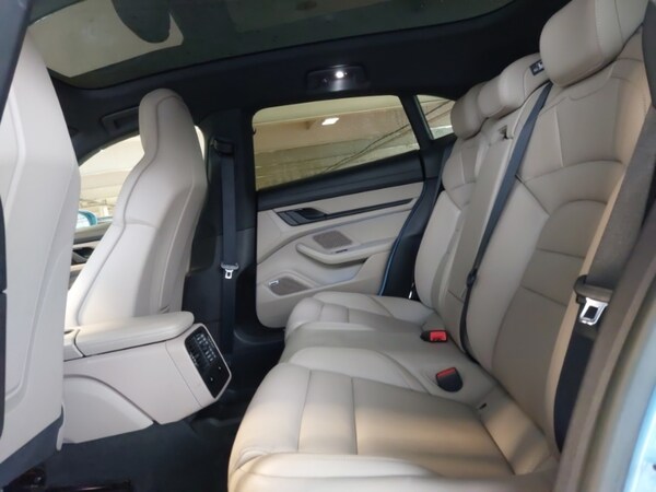 Used Porsche Taycan 2022 for sale - 76129888: Photo 6