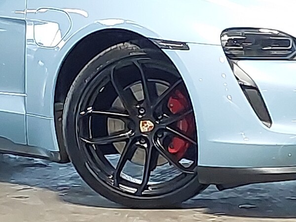 Used Porsche Taycan 2022 for sale - 76129888: Photo 9