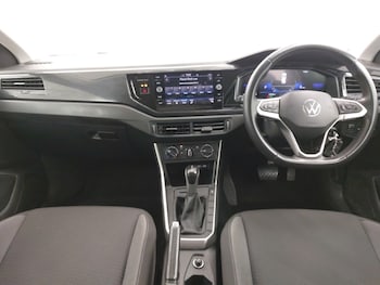 Used Volkswagen Polo 2024 for sale - 79044208: Photo