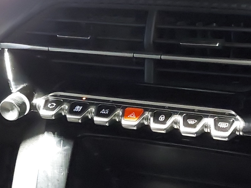 Used Peugeot 208 2023 for sale - 76571637: Photo 13