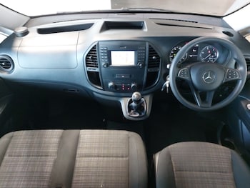Used Mercedes-Benz Vito 2017 for sale - 76052140: Photo