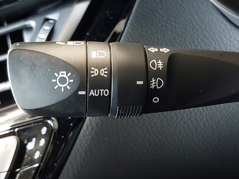 Used Toyota C-HR 2022 for sale - 76271939: Photo 15