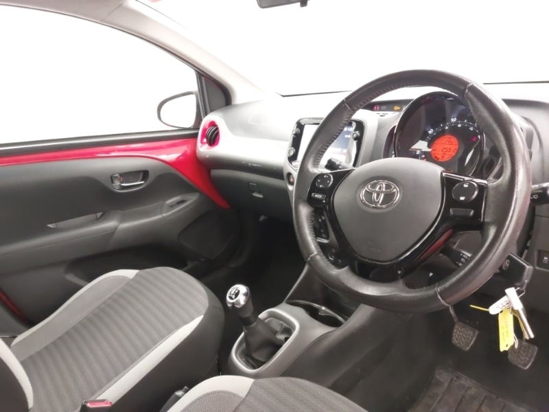 Used Toyota AYGO 2019 for sale - 76325436: Photo 19