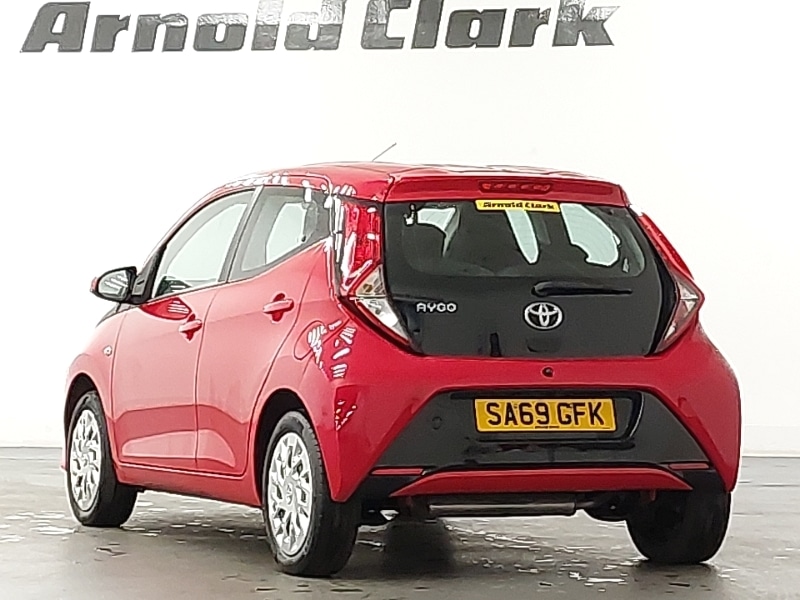 Used Toyota AYGO 2019 for sale - 76325436: Photo 3