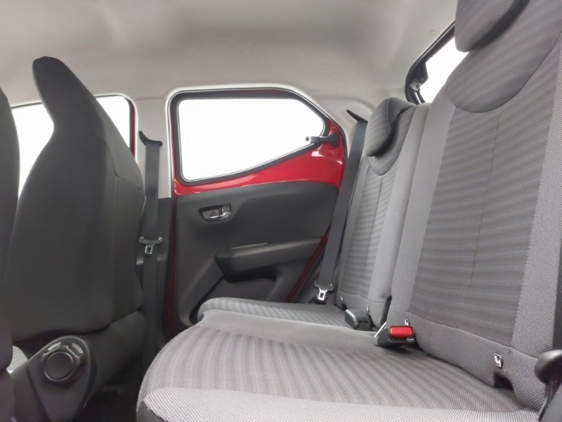 Used Toyota AYGO 2019 for sale - 76325436: Photo 6