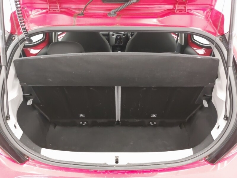 Used Toyota AYGO 2019 for sale - 76325436: Photo 8