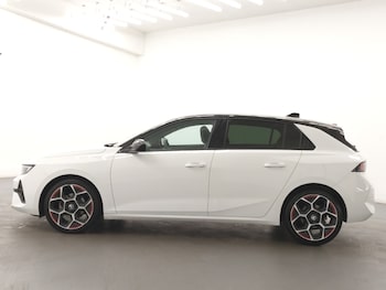 Used Vauxhall Astra 2024 for sale - 76208529: Photo 4