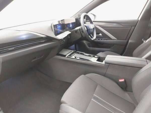 Used Vauxhall Astra 2024 for sale - 76208529: Photo 5