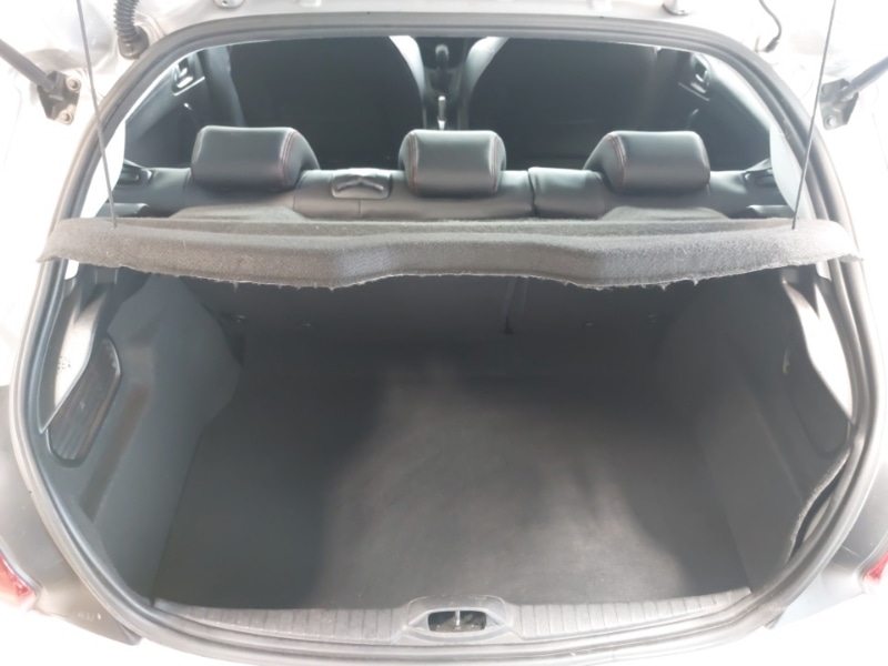 Used Peugeot 208 2018 for sale - 77782369: Photo 8