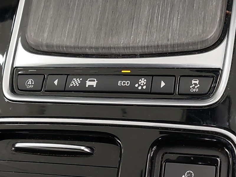 Used Jaguar XF 2017 for sale - 76951560: Photo 17